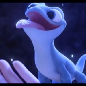 Meet your Posher, Hayley